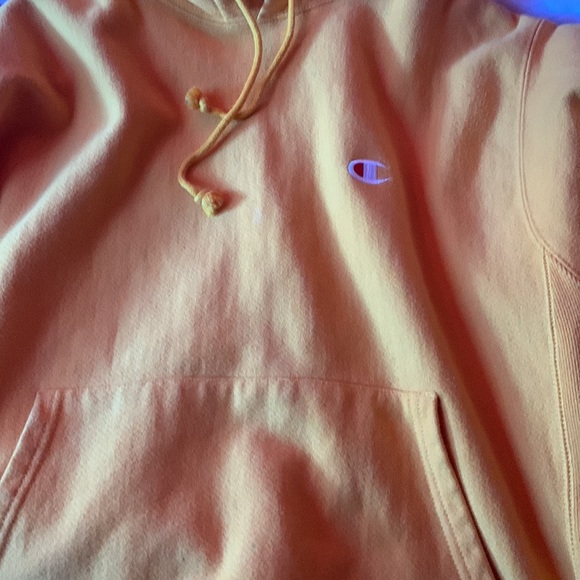 Champion hoodie - Picture 3 of 3